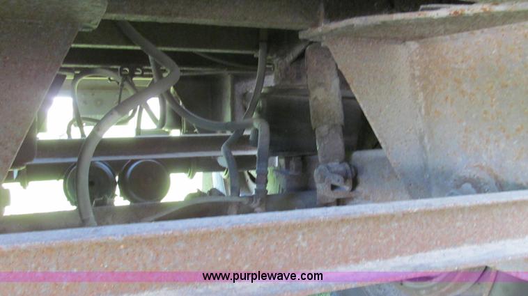 image for item G2137 1998 Wilson DWH-400 hopper bottom trailer