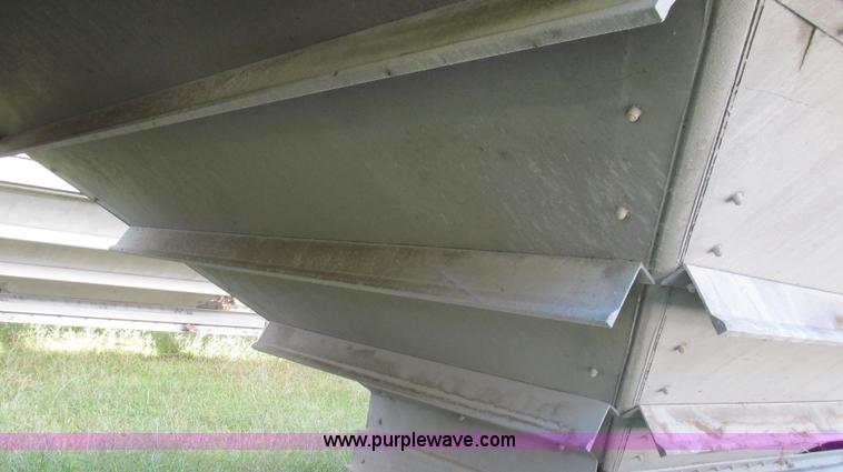 image for item G2137 1998 Wilson DWH-400 hopper bottom trailer