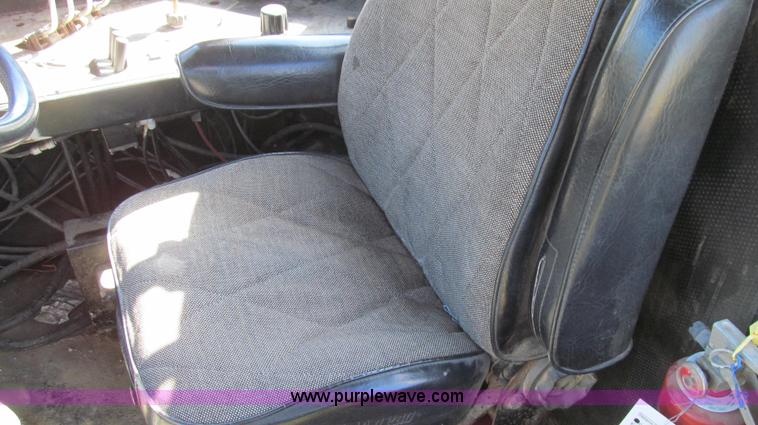 image for item G2138 1990 Ag-Chem TerraGator 1603T self-propelled sprayer