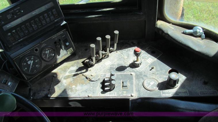 image for item G2138 1990 Ag-Chem TerraGator 1603T self-propelled sprayer