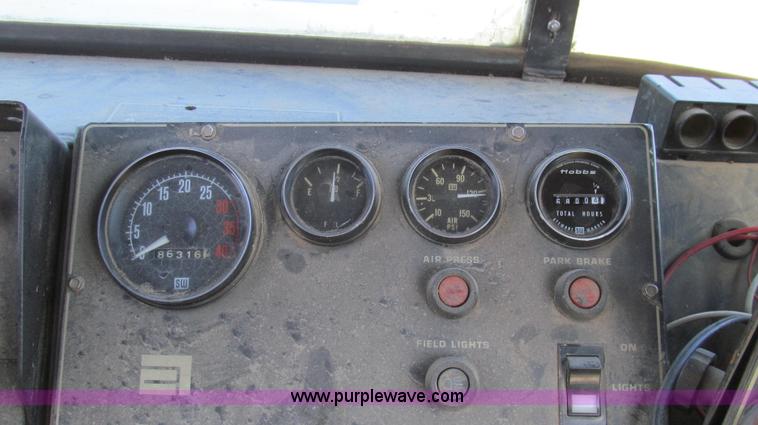 image for item G2138 1990 Ag-Chem TerraGator 1603T self-propelled sprayer