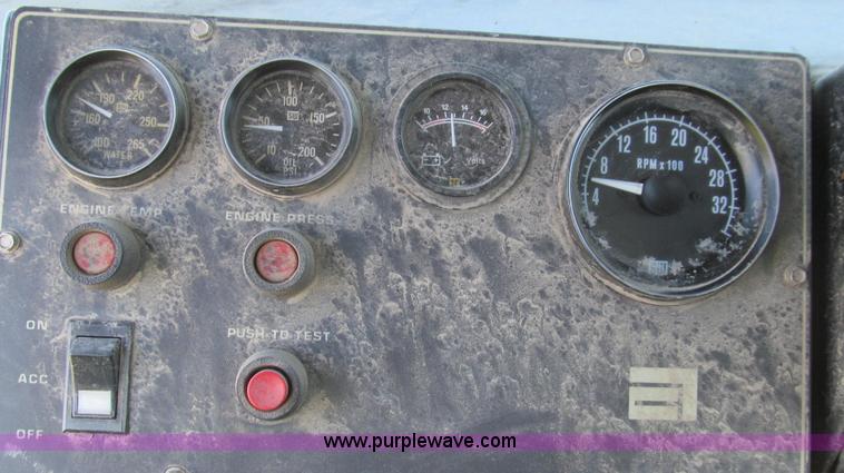 image for item G2138 1990 Ag-Chem TerraGator 1603T self-propelled sprayer