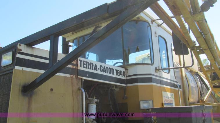 image for item G2139 1995 Ag-Chem TerraGator 1844 self-propelled sprayer