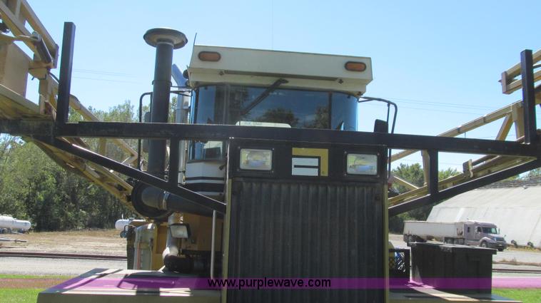 image for item G2139 1995 Ag-Chem TerraGator 1844 self-propelled sprayer