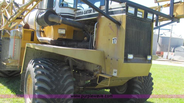 image for item G2139 1995 Ag-Chem TerraGator 1844 self-propelled sprayer