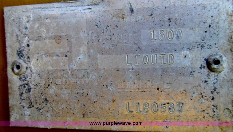 image for item G2139 1995 Ag-Chem TerraGator 1844 self-propelled sprayer