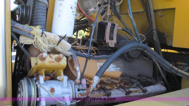 image for item G2139 1995 Ag-Chem TerraGator 1844 self-propelled sprayer