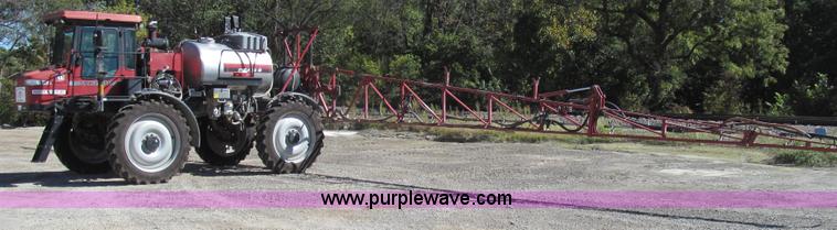 image for item G2140 2003 Case IH SPX3200 Patriot self-propelled sprayer