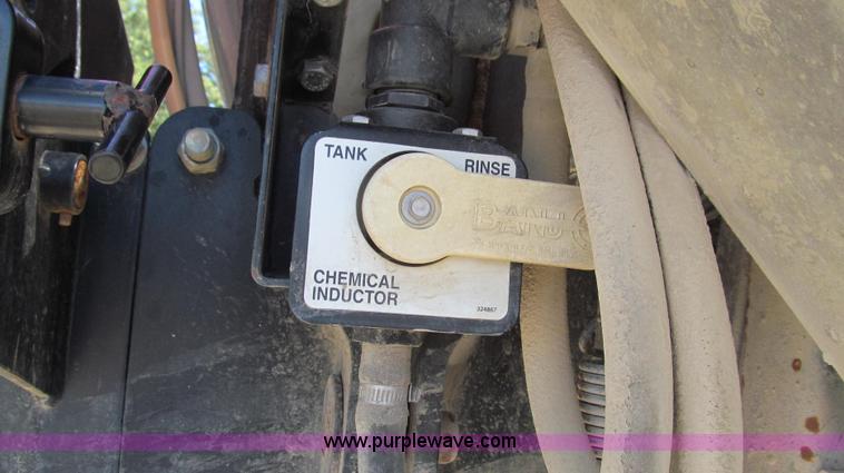 image for item G2140 2003 Case IH SPX3200 Patriot self-propelled sprayer