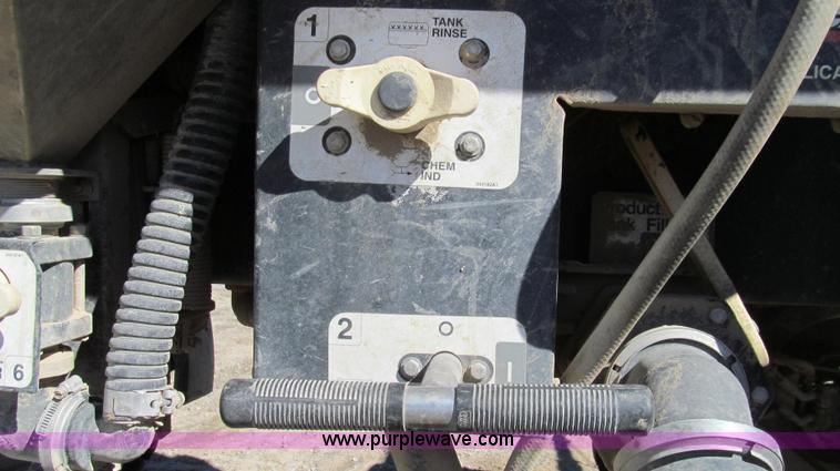 image for item G2140 2003 Case IH SPX3200 Patriot self-propelled sprayer