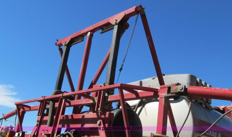 image for item G2140 2003 Case IH SPX3200 Patriot self-propelled sprayer