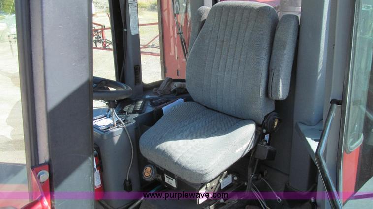 image for item G2140 2003 Case IH SPX3200 Patriot self-propelled sprayer