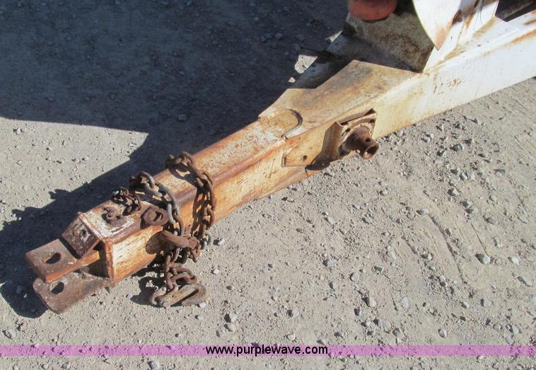 image for item G2142 Mobility 500 fertilizer spreader