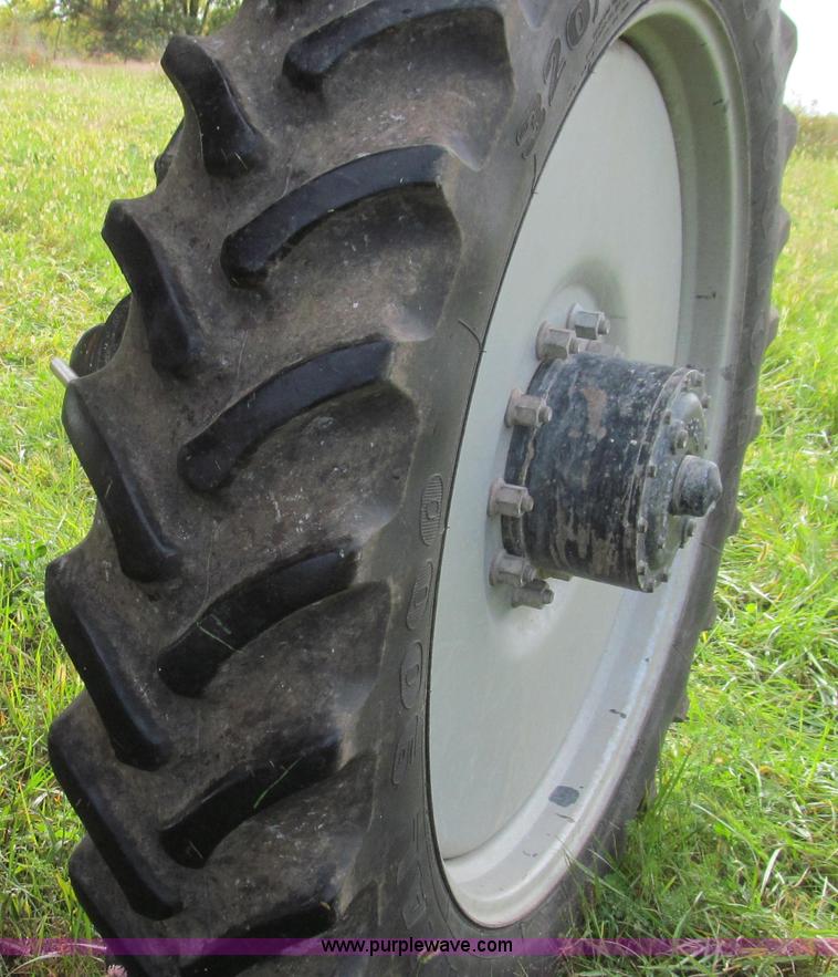 image for item G2157 2003 Case IH SPX3185 self-propelled sprayer