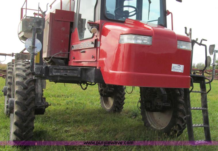 image for item G2157 2003 Case IH SPX3185 self-propelled sprayer