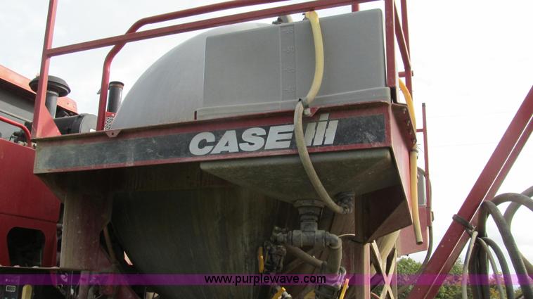 image for item G2157 2003 Case IH SPX3185 self-propelled sprayer