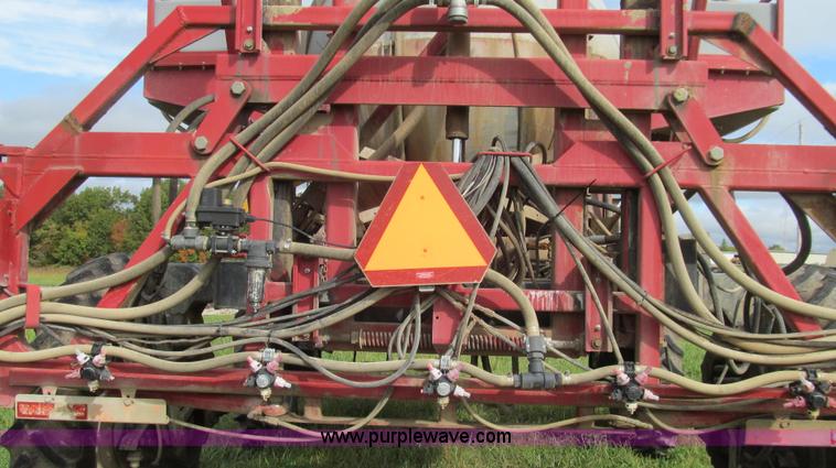image for item G2157 2003 Case IH SPX3185 self-propelled sprayer