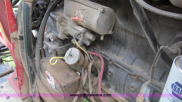 image for item G2157 2003 Case IH SPX3185 self-propelled sprayer