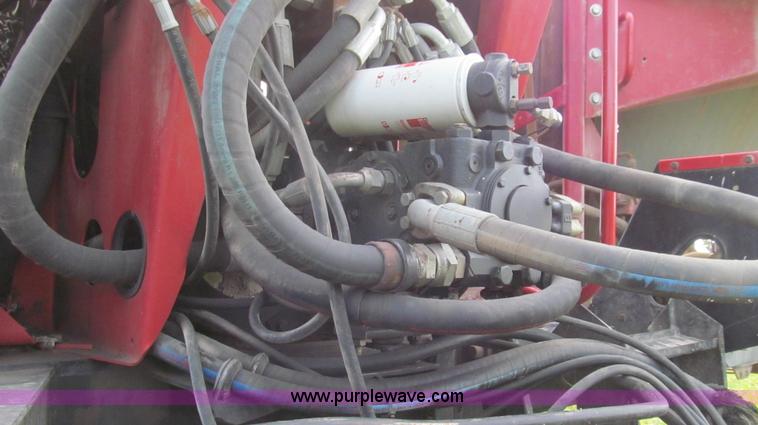 image for item G2157 2003 Case IH SPX3185 self-propelled sprayer