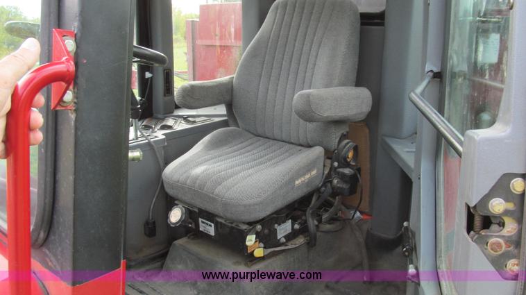 image for item G2157 2003 Case IH SPX3185 self-propelled sprayer