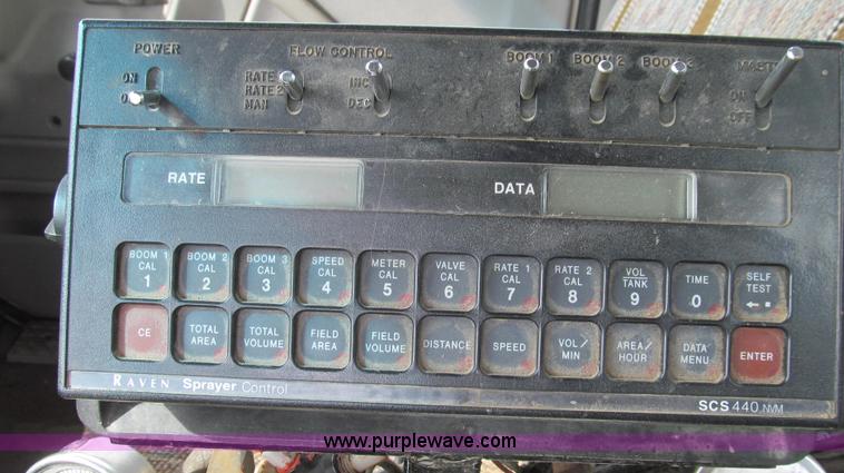 image for item G2158 1997 Ford L8513 Louisville 113 liquid fertilizer truck