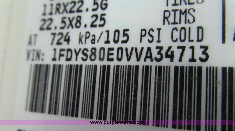 image for item G2158 1997 Ford L8513 Louisville 113 liquid fertilizer truck