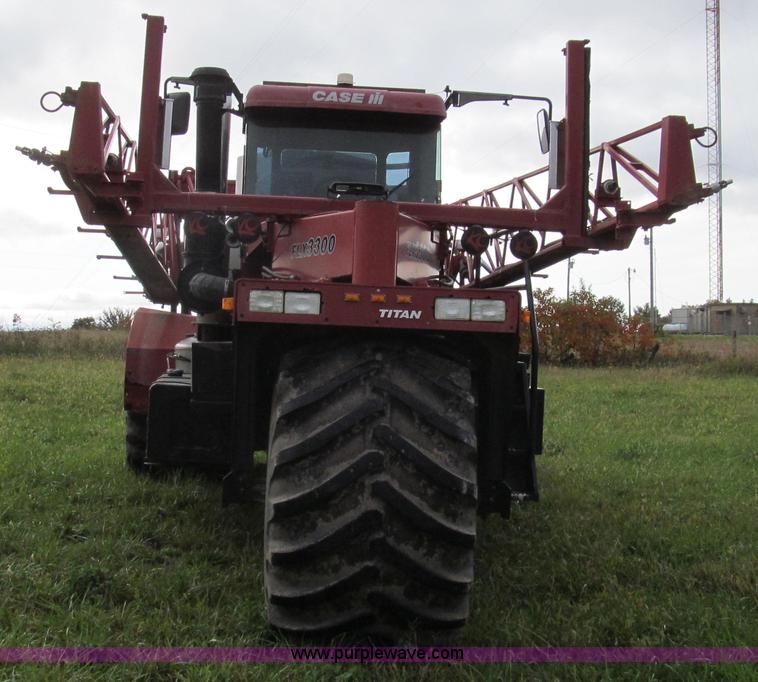 image for item G2159 1999 Case IH Titan FLX3300 self-propelled sprayer