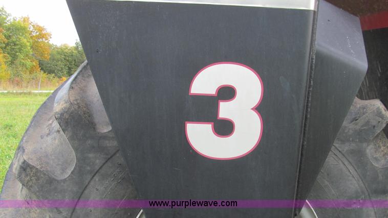 image for item G2159 1999 Case IH Titan FLX3300 self-propelled sprayer