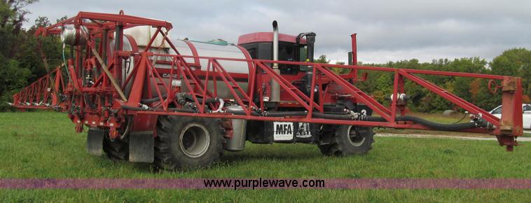image for item G2159 1999 Case IH Titan FLX3300 self-propelled sprayer