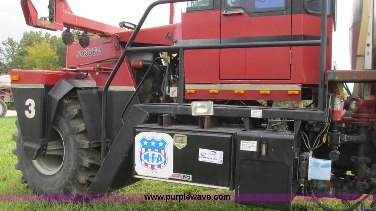 image for item G2159 1999 Case IH Titan FLX3300 self-propelled sprayer