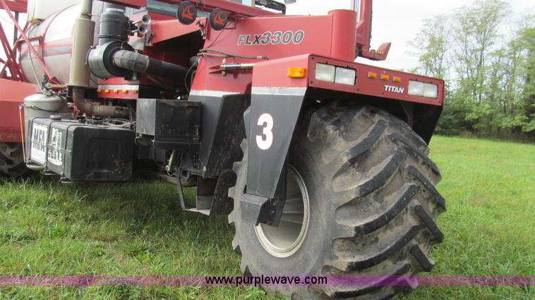 image for item G2159 1999 Case IH Titan FLX3300 self-propelled sprayer