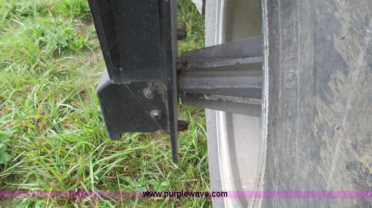 image for item G2159 1999 Case IH Titan FLX3300 self-propelled sprayer