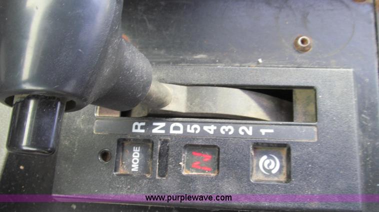 image for item G2159 1999 Case IH Titan FLX3300 self-propelled sprayer