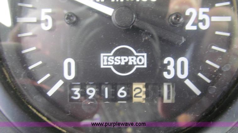 image for item G2159 1999 Case IH Titan FLX3300 self-propelled sprayer