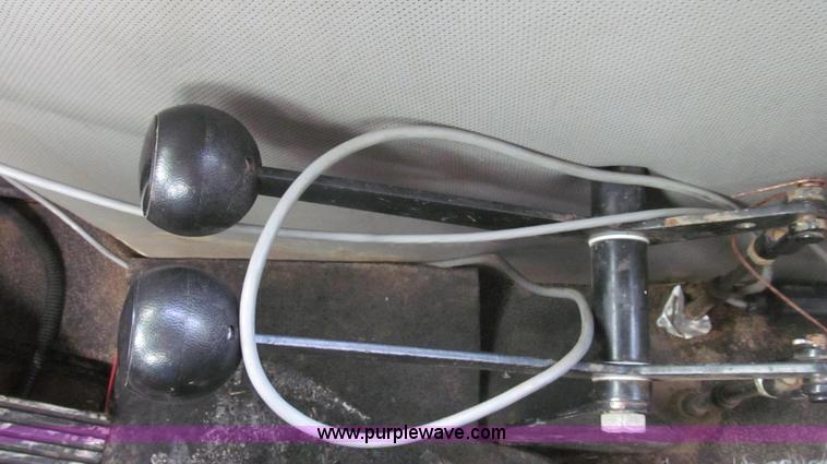 image for item G2159 1999 Case IH Titan FLX3300 self-propelled sprayer