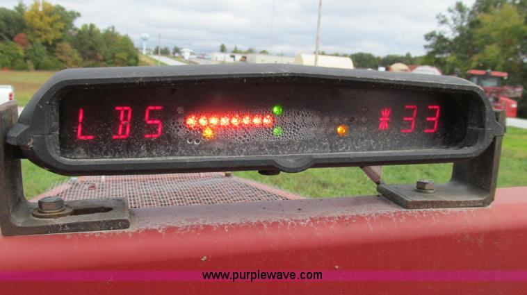 image for item G2159 1999 Case IH Titan FLX3300 self-propelled sprayer