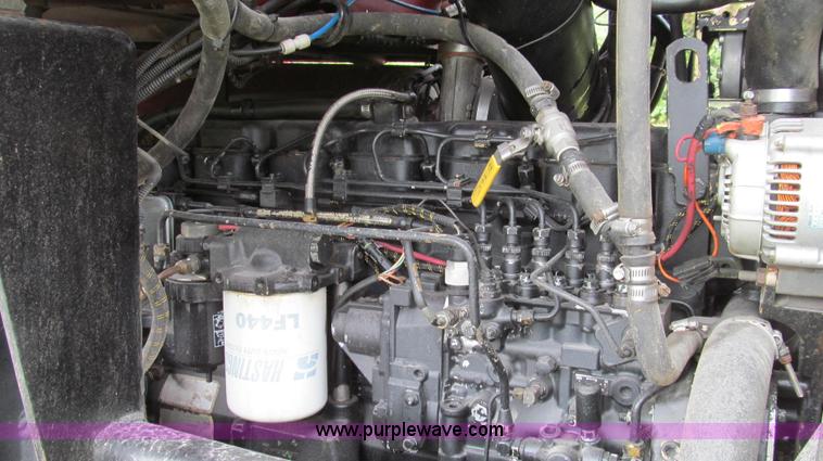 image for item G2159 1999 Case IH Titan FLX3300 self-propelled sprayer