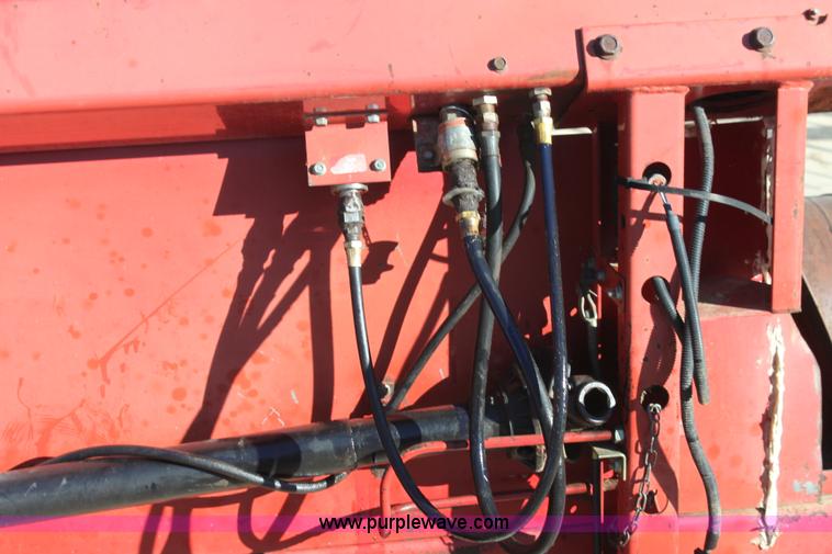 image for item G4285 1998 Case IH 1020 30' flex head