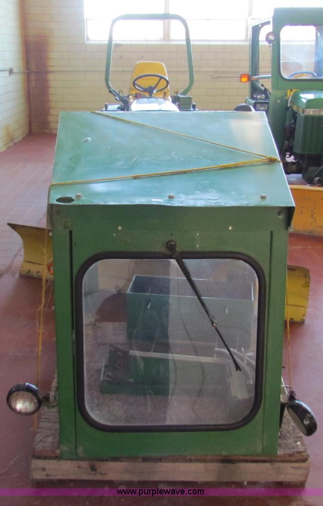 image for item G4291 1991 John Deere 755 MFWD tractor