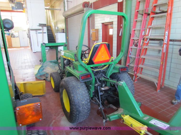 image for item G4291 1991 John Deere 755 MFWD tractor