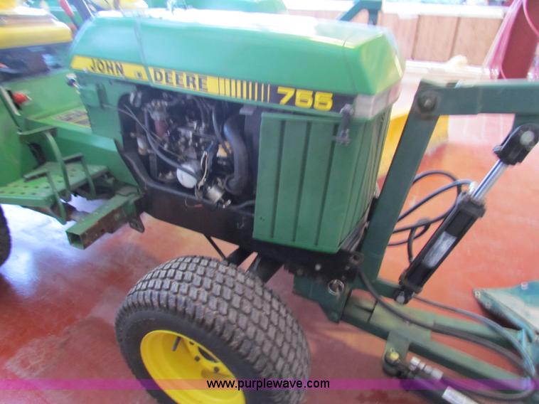 image for item G4291 1991 John Deere 755 MFWD tractor