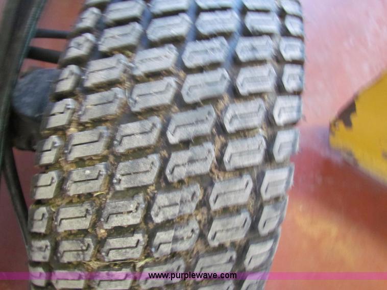 image for item G4291 1991 John Deere 755 MFWD tractor