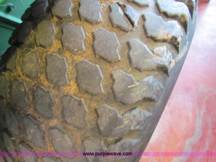 image for item G4291 1991 John Deere 755 MFWD tractor