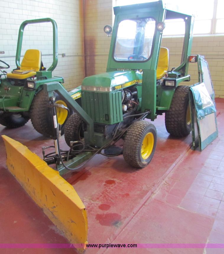 image for item G4292 1991 John Deere 755 MFWD tractor
