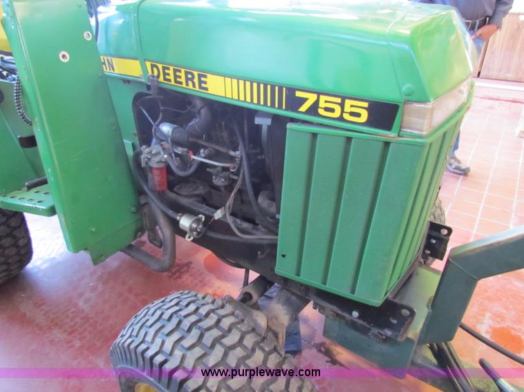 image for item G4292 1991 John Deere 755 MFWD tractor