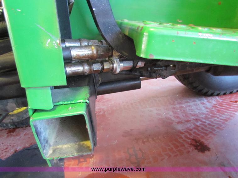 image for item G4292 1991 John Deere 755 MFWD tractor