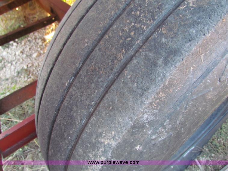 image for item G4313 Hesston StakProcessor 10 hay bale processor