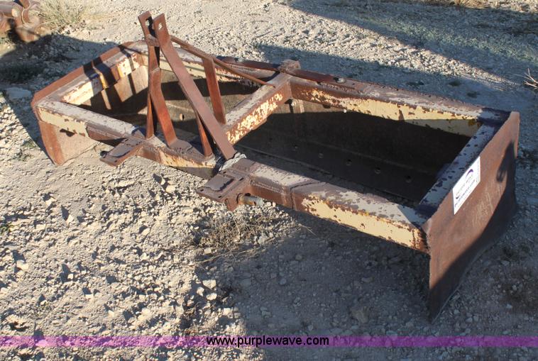 image for item G4316 Three point steel box blade