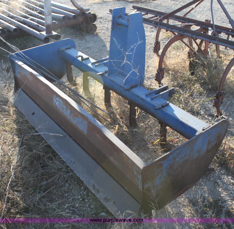 image for item G4319 Three point steel box blade