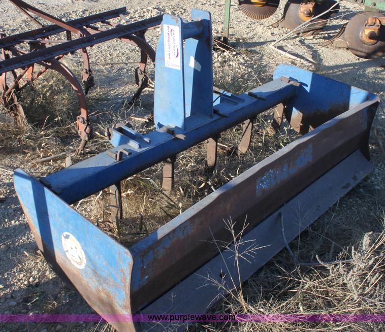 image for item G4319 Three point steel box blade